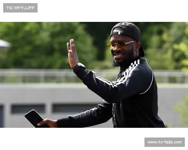 冬季转会窗口临近 各队引援动态引发关注 冬季转会窗口临近 各队引援动态引发关注